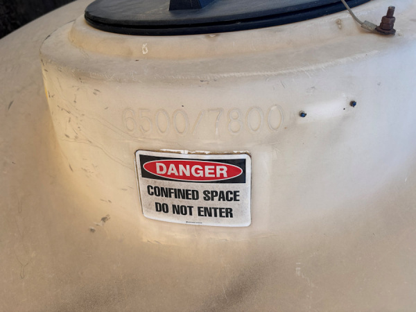 6000 gallon poly tank for sale